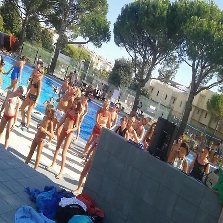 Lovely With Pool - Beahost Apartamento *