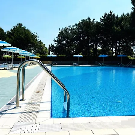 Lovely With Pool-beahost شقة بيبيوني